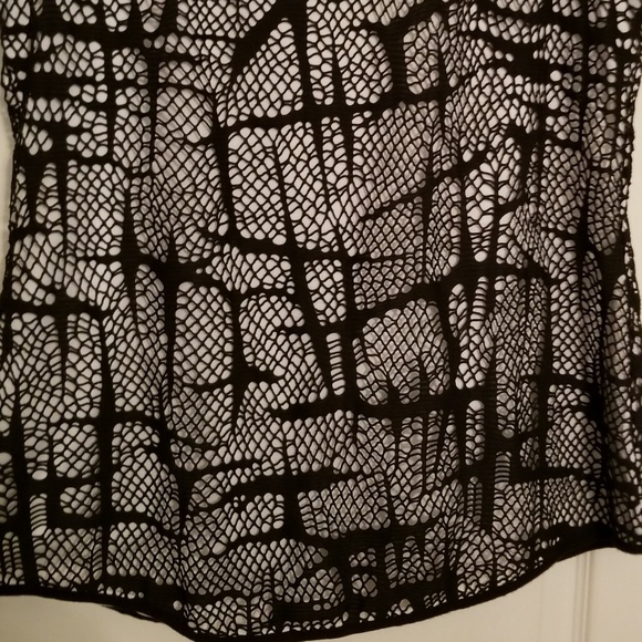 Top - Picture 2 of 3